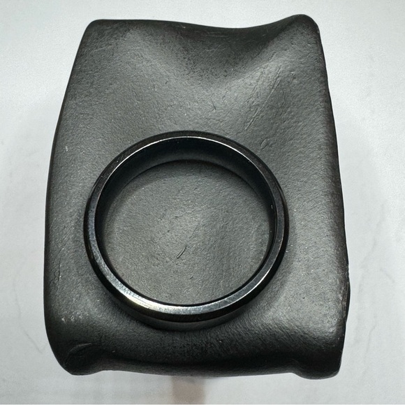 NWT Tungsten 6mm Black Matte Band - Picture 12 of 15